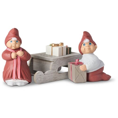 Klarborg Josefine og Oliver med slæde og gaver