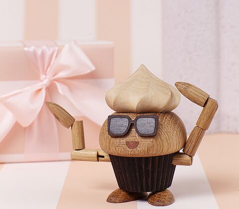 Spring Copenhagen Carrie Cupcake