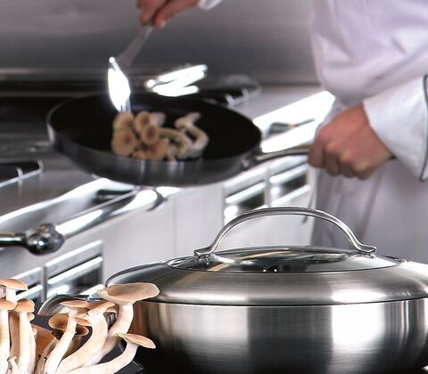 Scanpan CTX non-stick chefpande med låg Ø 32 cm 