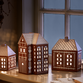 Kähler Gingerbread lyshus højhus brun H 17 cm