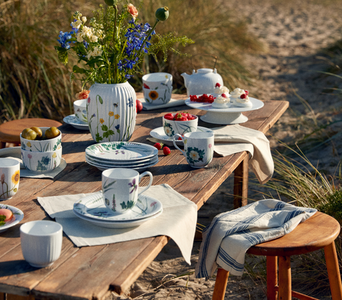 Kähler Hammershøi Summer 2026 coastal flower krus 33 cl