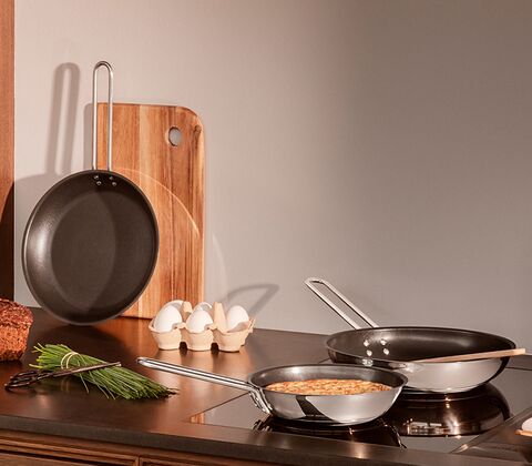 Eva Trio Stainless Steel Slip-let stegepande Ø24 cm