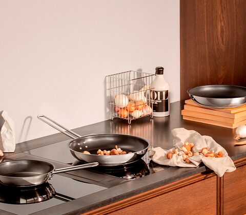 Eva Trio Stainless Steel Slip-let stegepande Ø28 cm