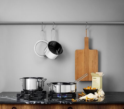 Eva Trio Recycled Stainless Steel kasserolle med keramisk Slip-Let® belægning 1,8 liter