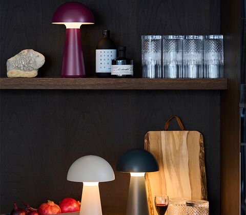 Sirius Sam genopladelig lampe 28 cm mørk grå