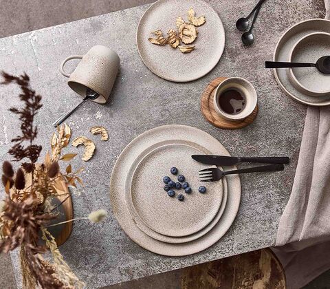 Aida RAW sandy beige frokosttallerken Ø23 cm