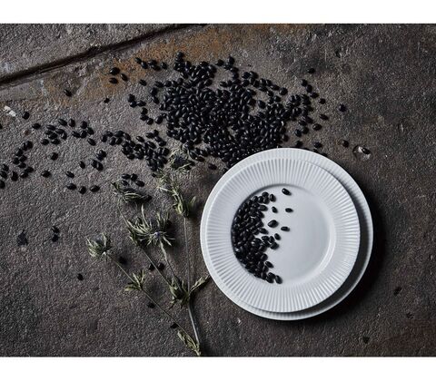 Aida Groovy frokosttallerken hvid 1 stk. 22 cm