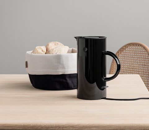 Stelton EM77 elkedel sort 0,5 liter 700 watt 