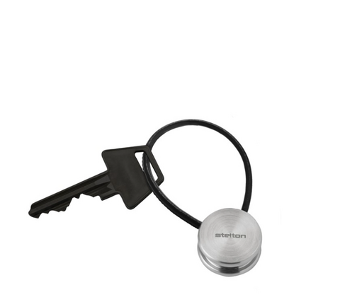 Stelton Journey nøglering sort/stål L 8,7 cm