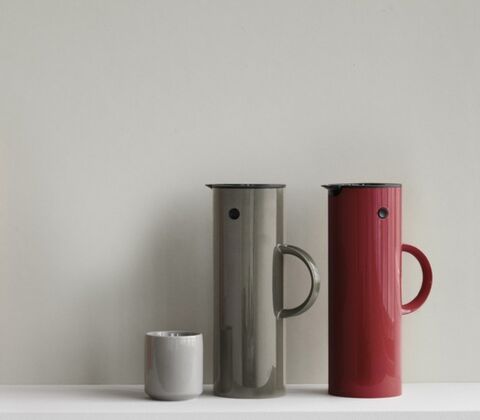 Stelton EM77 termokande cherry red 1 liter
