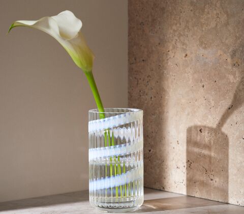 Lyngby Porcelæn Swirl vase hvid H 20,5 cm