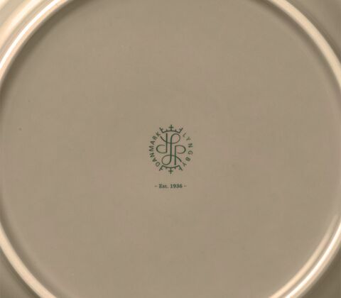 Lyngby Porcelæn Rhombe Earth frokosttallerken 23 cm clay