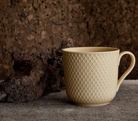 Lyngby Porcelæn Rhombe Earth krus med hank 39 cl marble