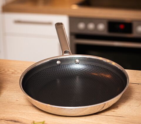  Hâws Santo Titanium stegepande med hybridbelægning Ø 28 cm