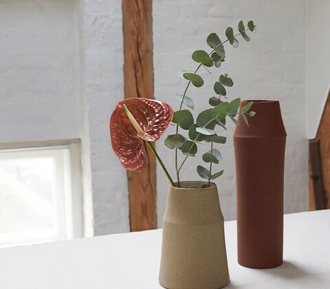 Knabstrup Keramik clay vase warm sand H 18 cm