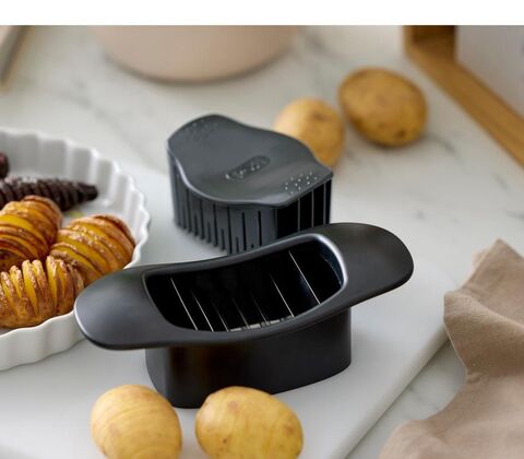 Rosti Classic hasselback-skærer sort