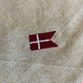 Stofserviet med broderet flag i hørfarve 40X40 cm