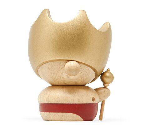 FableWood Kejserens nye klæder træfigur guld/rød H8 cm