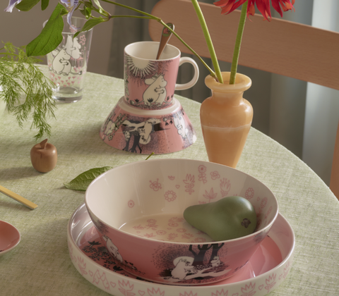 Moomin Arabia Kærlighed 30 års jubilæums krus lyserød 30 cl