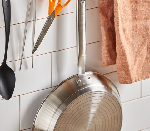 Fiskars All Steel stegepande keramisk belægning 24 cm