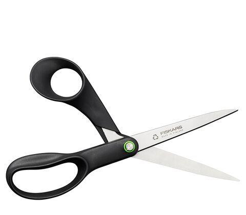 Fiskars Renew universalsaks sort 21 cm