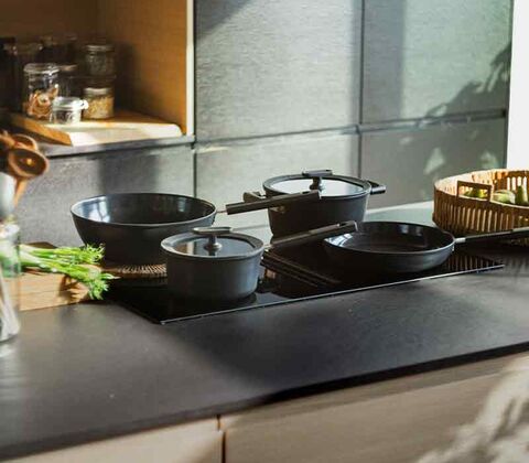 Fiskars Hard Face stegepande sort Ø20 cm