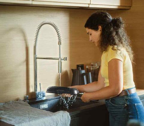 Fiskars Hard Face stegepande sort Ø28 cm