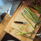 Fiskars Functional Form skrællekniv med fast blad sort