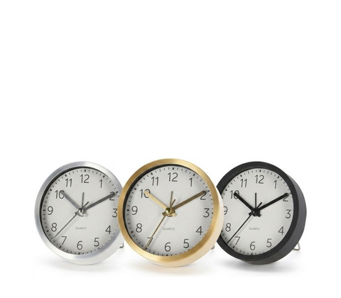 Vækkeur Ø 9 cm -  3 assorterede farver